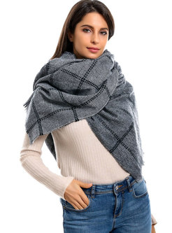 Plaid Color-blocked Fringed Thick Scarf