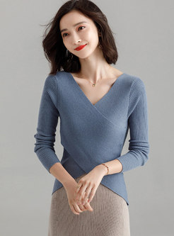 Deep V-neck Solid Color Wool Sweater