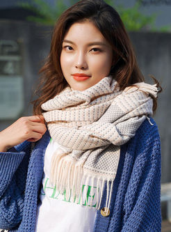 Color-blocked Houndstooth Fringed Scarf