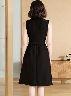 Notched Sleeveless A Line Single-breasted Dress
