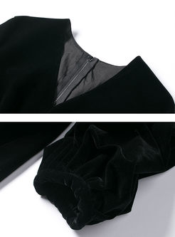 Black V-neck Lantern Sleeve Velvet Blouse