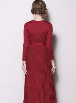 Solid Color V-neck Pleated Maxi Dress