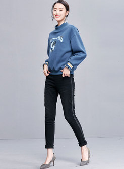 Pullover Embroidered Loose Sweatshirt