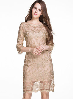 Plus Size Embroidered Lace Slim Cocktail Dress