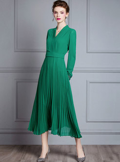 Green V-neck High Waisted Pleated Maxi Dress