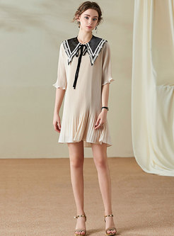 Bowknot Color Block Pleated Shift Dress