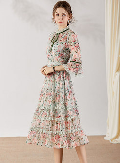 Floral Ruffle Collar Cake Midi Dress