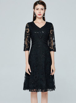 V-neck Lace Embroidered Short Party Dress