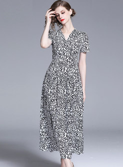Leopard V-neck Empire Waist Maxi Dress