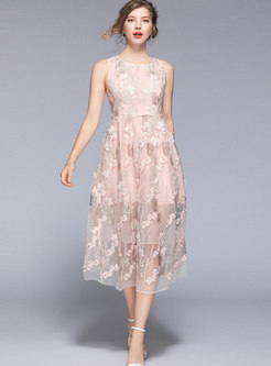 Pink Sleeveless Mesh Embroidered Bridesmaid Dress