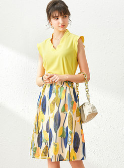 V-neck Ruffle Sleeve Print A Line Skirt Suits
