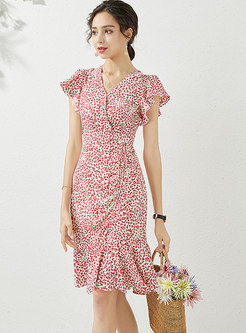 V-neck Floral Ruffle Sleeve Peplum Dress