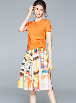 Crew Neck Pullover Slim T-shirt & Print A Line Skirt