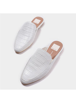 Solid Color Brief Round Toe Flat Slippers