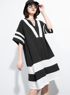 V-neck Color-blocked Plus Size T-shirt Dress
