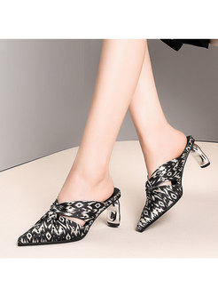 Pointed Toe Print Chunky Heel Slippers