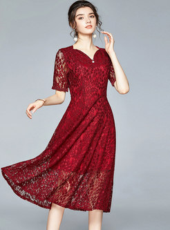 Wine Red V-neck Openwork Lace Cocktail Dress