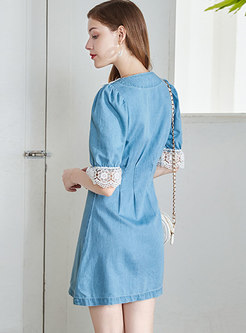Lace Patchwork V-neck Half Sleeve Mini Dress