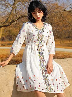 Bohemian Embroidered Drawstring Knee-length Dress
