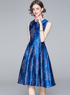 Blue Sleeveless Print Knee-length Dress