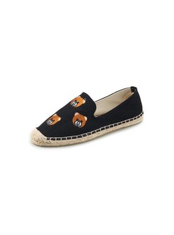 Rounded Toe Animal Embroidered Espadrilles