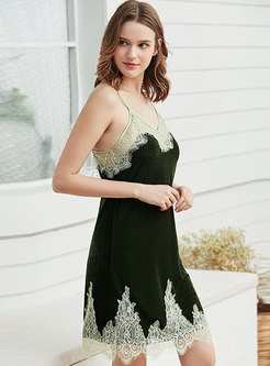 Patchwork Lace Velvet Spaghetti Strap Nightgowns 