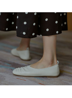Round Toe Ruched Soft Leather Flats