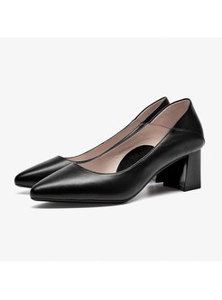 Rounded Toe Chunky Heel Low-fronted Shoes