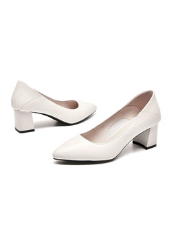 Rounded Toe Chunky Heel Low-fronted Shoes