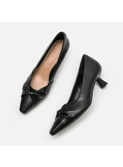Pointed Toe Bowknot Low-fronted Pumps