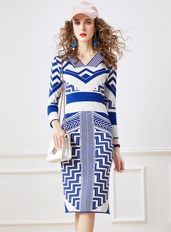 V-neck Geometric Print Knitted Dress