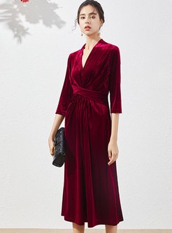 3/4 Sleeve Empire Waist Velvet Midi Dress