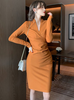 V-neck Long Sleeve Ruched Bodycon Dress