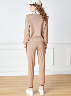 Color-blocked Mock Neck Knitted Pant Suits
