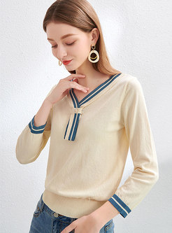 Color-blocked V-neck Pullover Slim Sweater