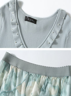 Crew Neck Knit Slim Top & Print Chiffon Skirt