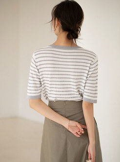 Brief Striped Pullover Knit T-shirt