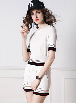 Casual Color-blocked Striped Knitted Shorts Suits