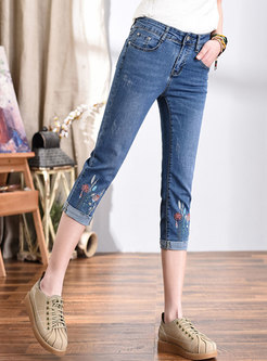 High Waisted Embroidered Calf-Length Jeans