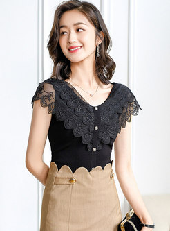 V-Neck Single-Breasted Lace Patchwork Knitted T-Shirt