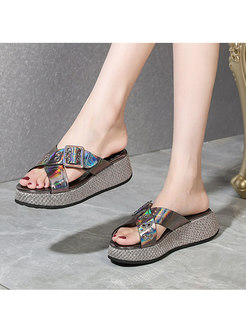 Rounded Toe Buckle Wedge Slippers