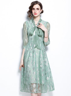 Green V-neck 3/4 Sleeve Lace Dress