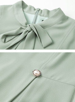 Light Green V-neck Bowknot Cinched Waist Summer Dress