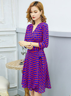 V-neck 3/4 Sleeve Chain Print Purple Dress