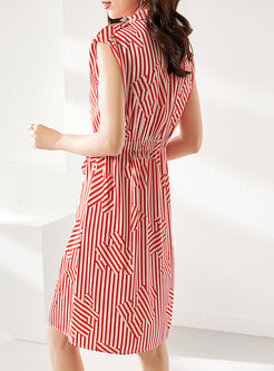 Red Sleeveless Striped Knee-length Shirt Dress