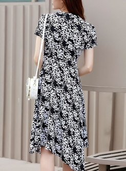 V-neck Short Sleeve Print Asymmetric Midi Dress
