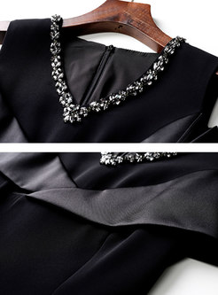 V-neck Rhinestone Cold Shoulder Black Cocktail Dress