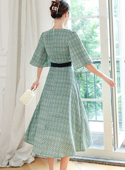 Color-blocked V-neck Geometric Print Midi Dress