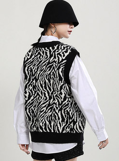 V-neck Sleeveless Animal Print Sweater Vest