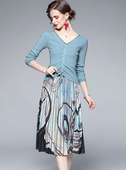 Long Sleeve Pullover Sweater & Pleated Print Midi Skirt